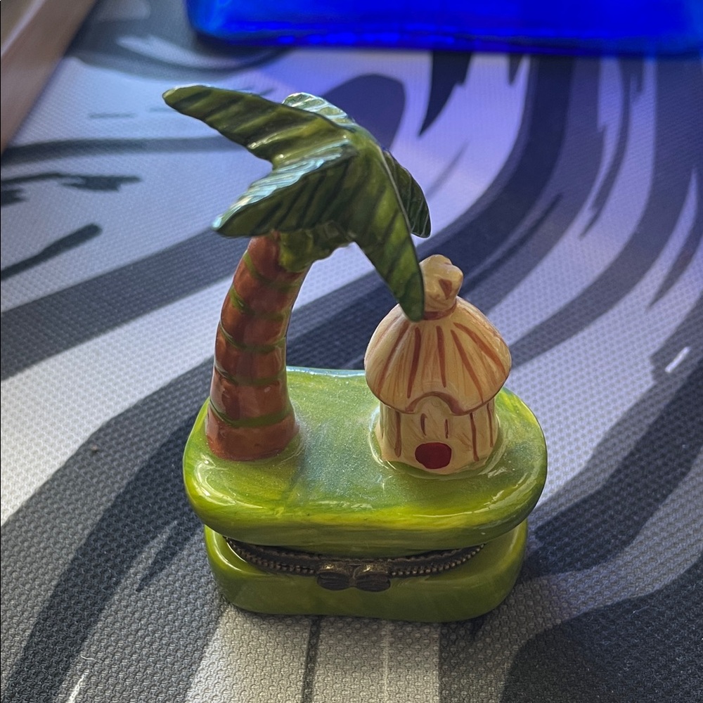 Tropical Palm Tree Trinket Box